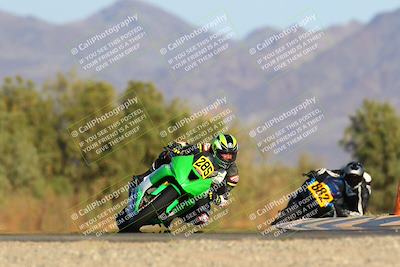 media/Mar-26-2022-CVMA (Sat) [[4461a8f564]]/Race 12 Amateur Supersport Middleweight/